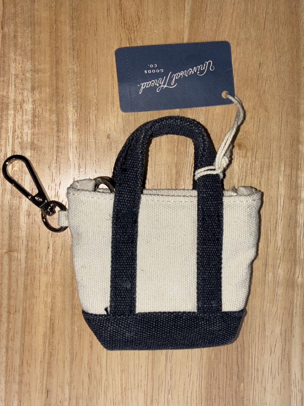 NWT Universal Thread Mini Canvas Tote Keychain & Pouch – Off-White/Navy - Picture 2 of 3